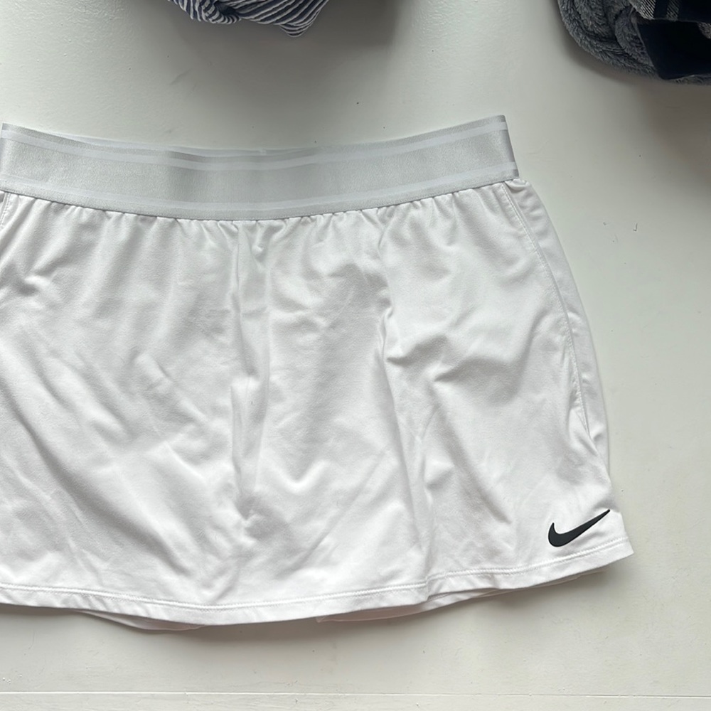 White Nike tennis skirt!🤍